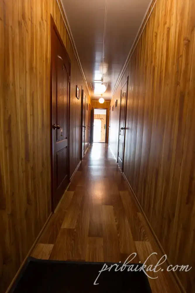 ГД - "Апельсин" полу-благоустроенный номер, коридор